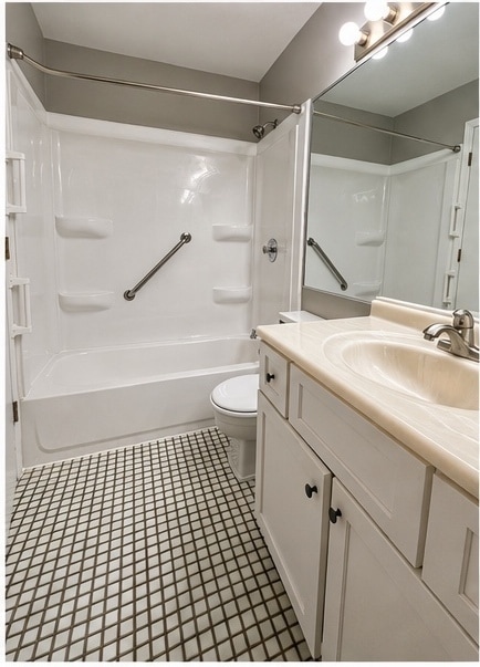 Photo - 1671 Grosvenor Cir