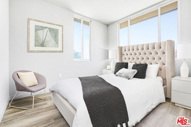 Photo - 2847 Leeward Ave Unit 206