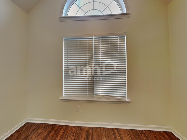 Photo - 3394 English Oaks Dr NW