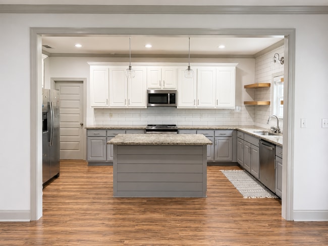 Photo - 5 Bedroom Home in West Lee County