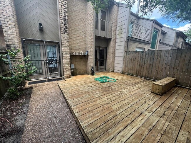 Photo - 5842 Sampley Way Unidad 5842 Rental