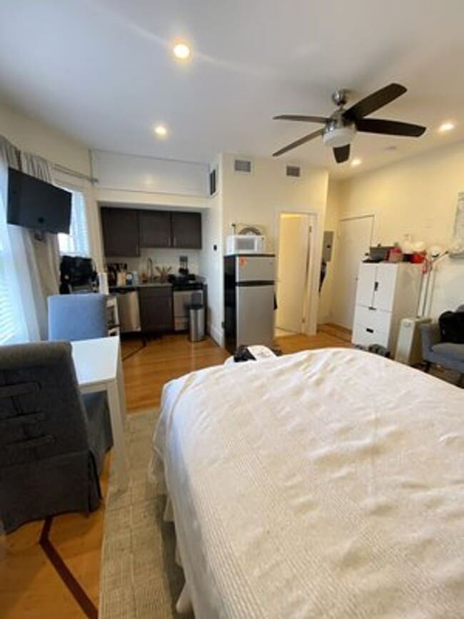 Photo - 14 Chiswick Rd