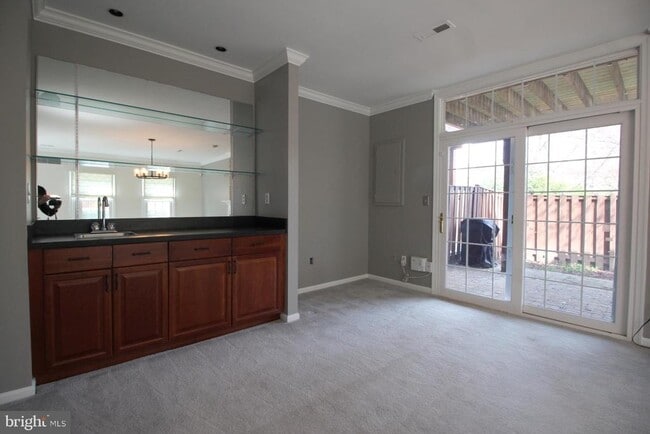 Photo - 6423 Little Potters Ln