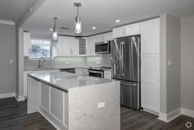 Building Photo - 100 Glen St Unit N2408 Rental