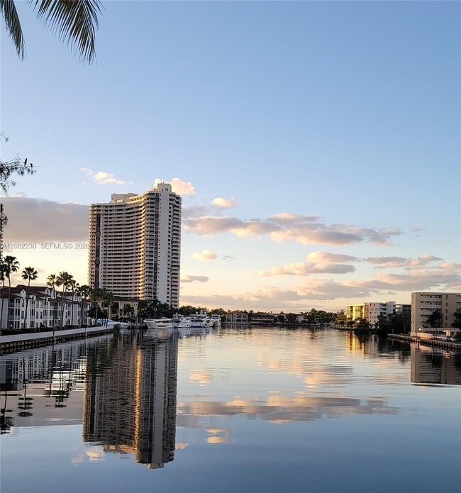 Photo - 18151 NE 31st Ct Unit 217