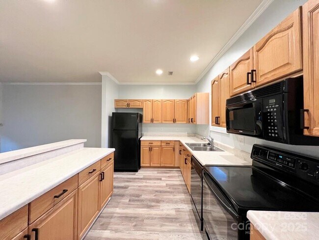 Photo - 7014 Elm Hill Ct