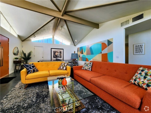 Building Photo - 2499 S Palm Canyon Dr Rental