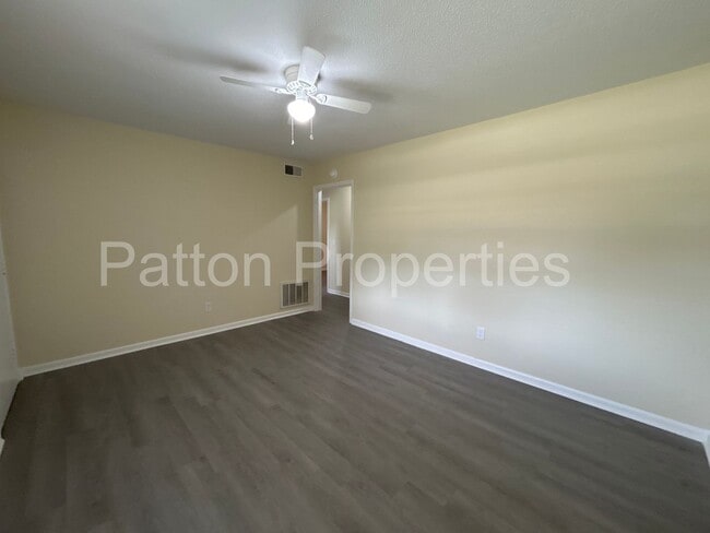Photo - Springdale Area