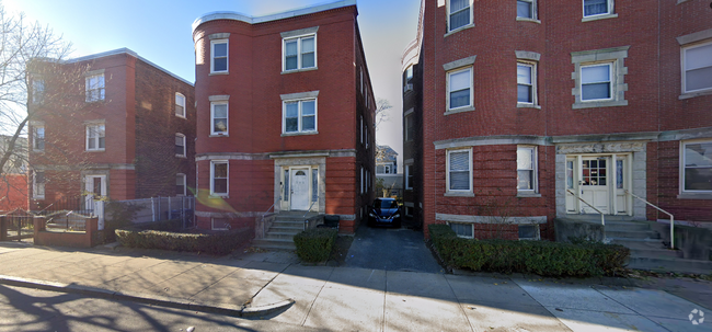 Building Photo - 135 Washington St Unit 4 Rental