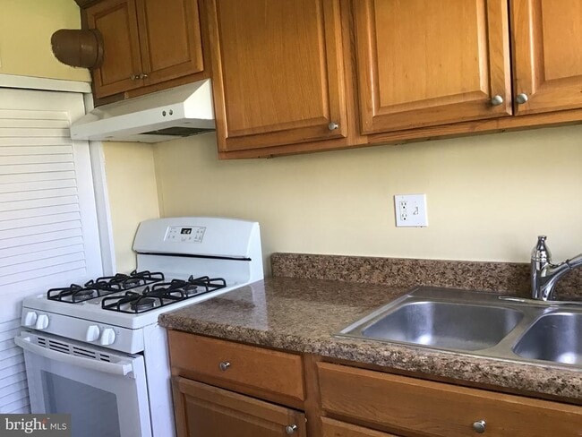 Photo - 3867 26th Ave