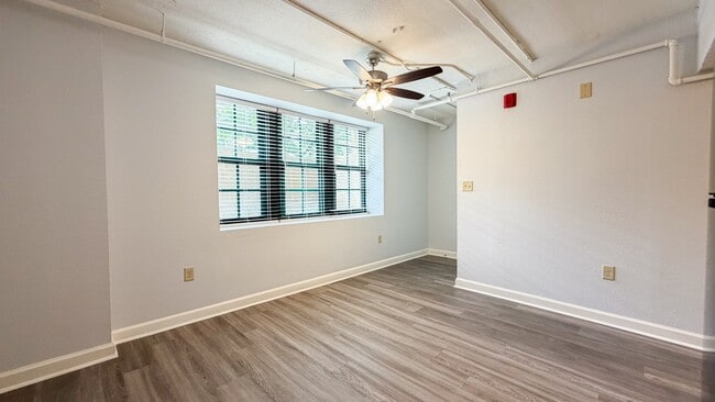 Photo - 1400 Cumberland St Unit 105