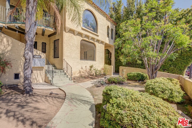 Photo - 4427 Finley Ave