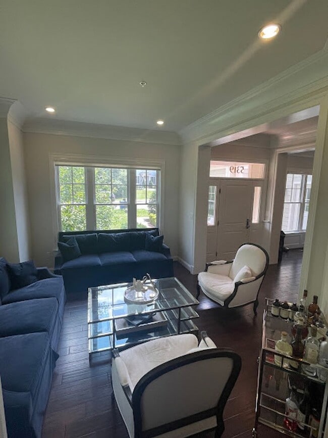 Photo - 5 Bed 4 Bath LUXURIOUS CRAFTSMAN set in Bethesda Mews
