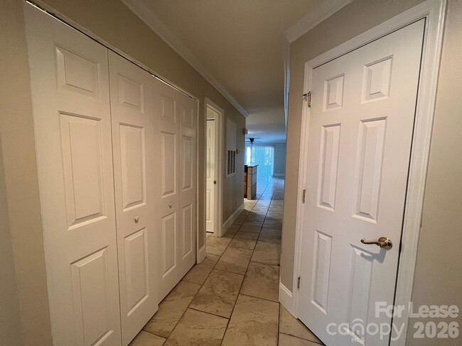 Photo - 18733 Vineyard Point Ln