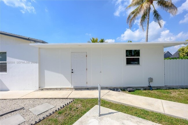 Building Photo - 3217 NW 202nd Ln Unit 4