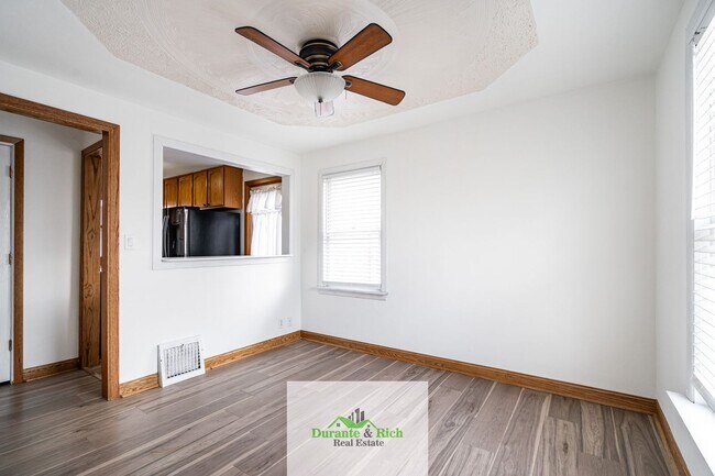 Photo - Cape Cod 3 Bedroom Single Family In Racine