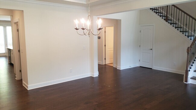 Photo - Beautiful 6br/4.5ba home near Southpoint! ...