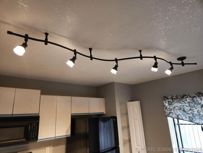 Photo - 3345 Lucerne Park Dr Unit 3345