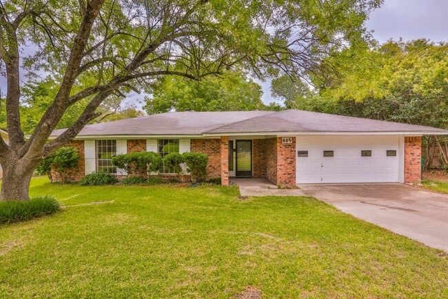 Building Photo - 3 BEDROOM, NORTH BELTON