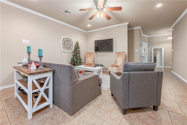 Photo - AUGUST 2026 PRE-LEASE!! 4/4 in University ...