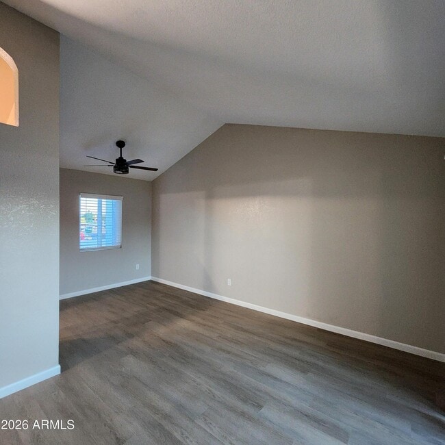 Building Photo - 7550 N 12th St Unit 225