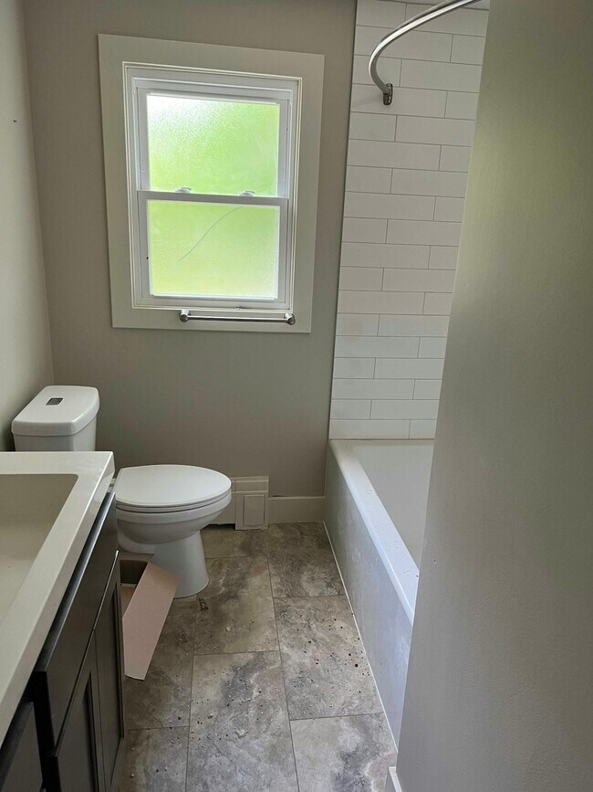 Photo - 818 N Monroe St Unit 2