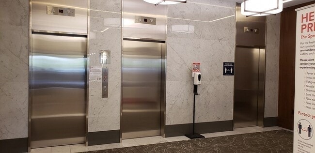 6 Whittier Pl Unit 5H