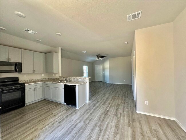 Photo - 270 Cumberland Forest Dr