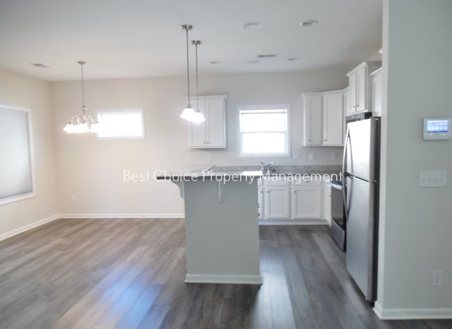 Photo - 176 Highland Park Ct