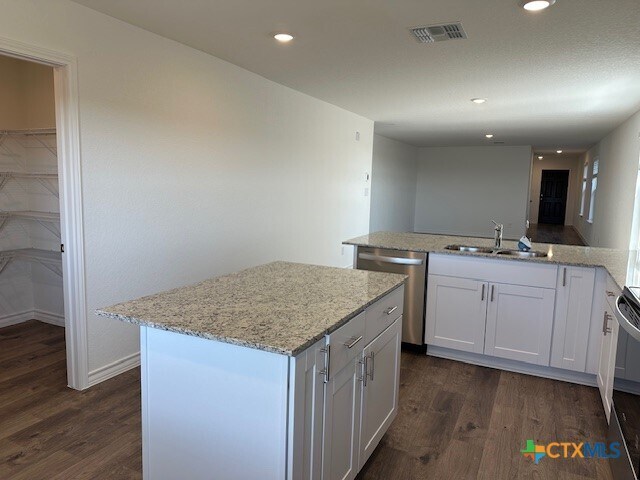 Photo - 914 Bluegrass Pt Casa