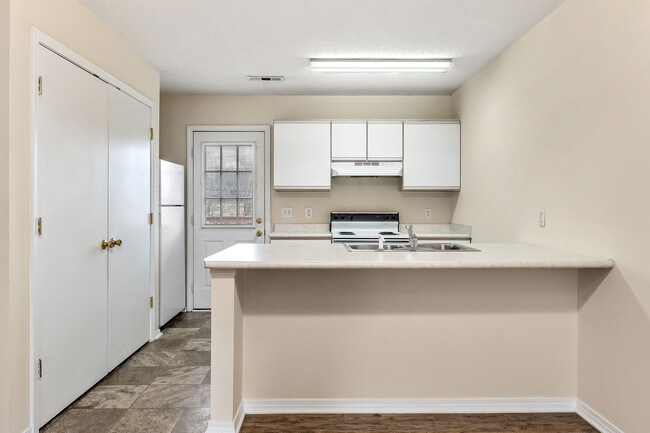 Photo - 3180 Dodson Branch Rd Unit 17