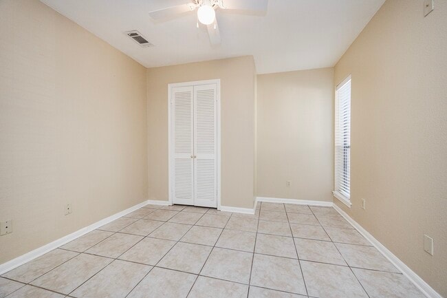 Photo - 7315 Foxside Ln