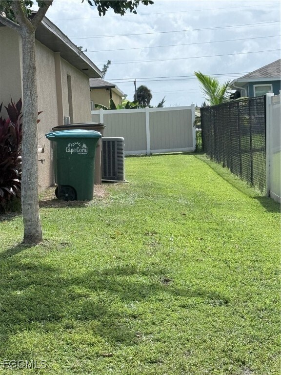 Photo - 2000 SW 3rd St