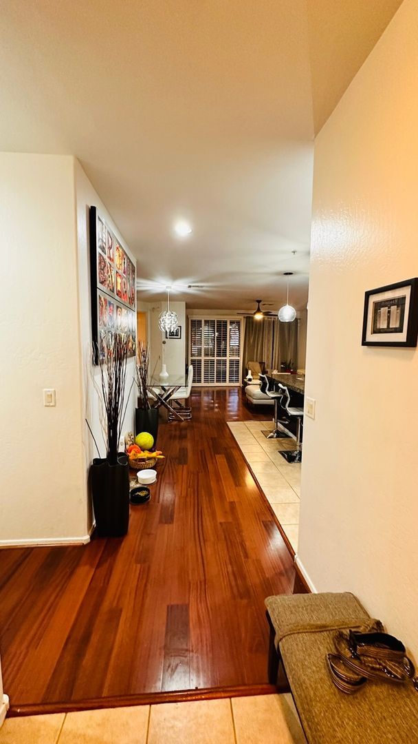 Photo - 10655 N 9th St