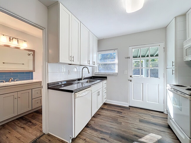 Photo - 742 E Church Ave