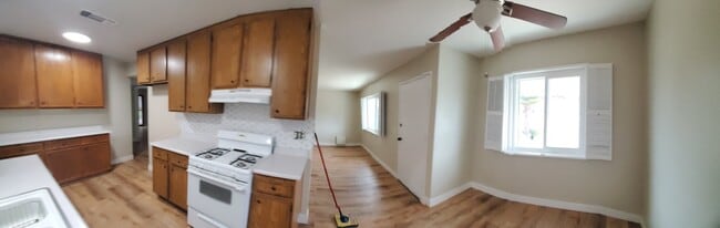 Photo - 1862 Pueblo Dr