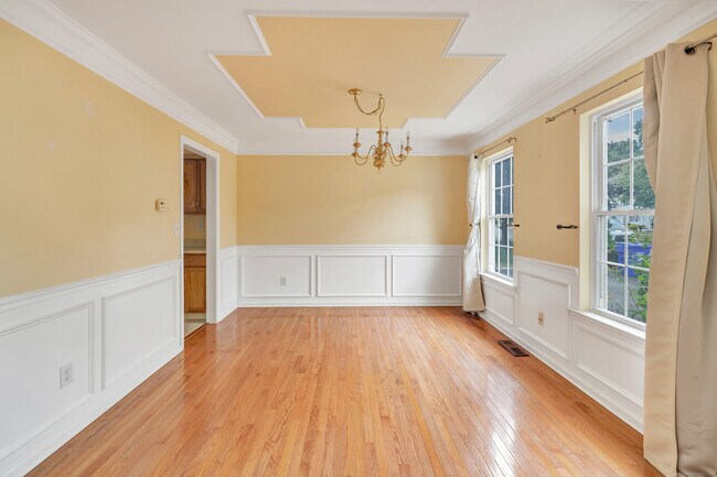 Photo - 9 Milford Hunt Ln