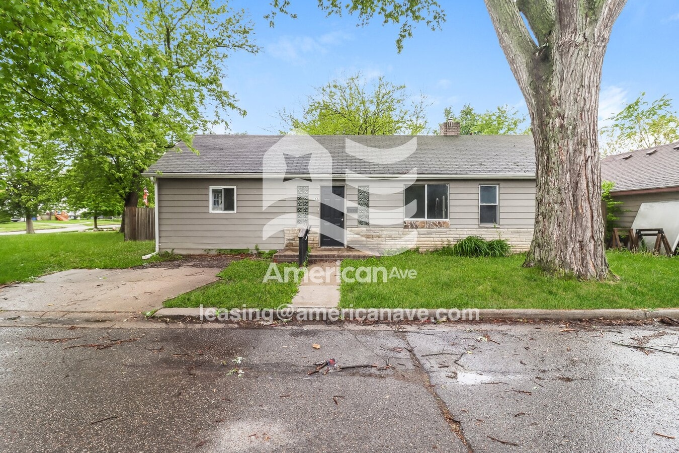 Photo - 76 W Strathmore Ave