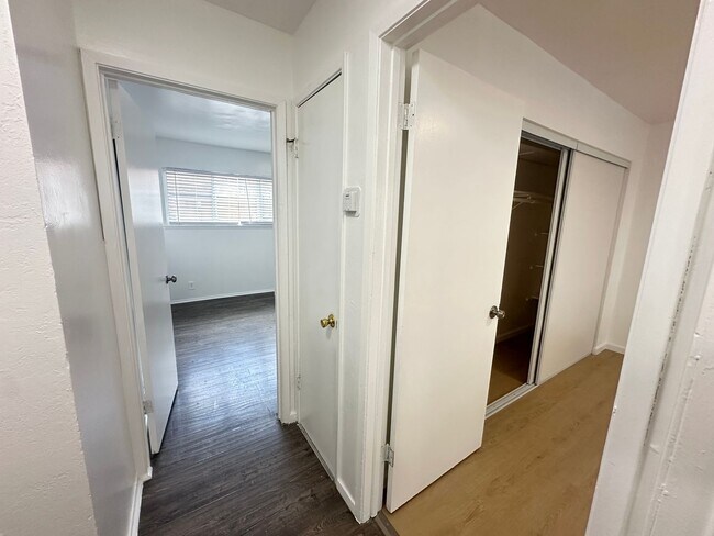 Photo - 3408 Unit B