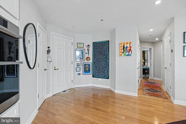Photo - 100 Harborview Dr Unit 1001