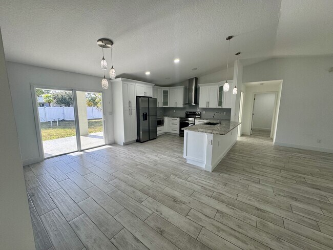 Photo - 1872 Tulane Ave SE