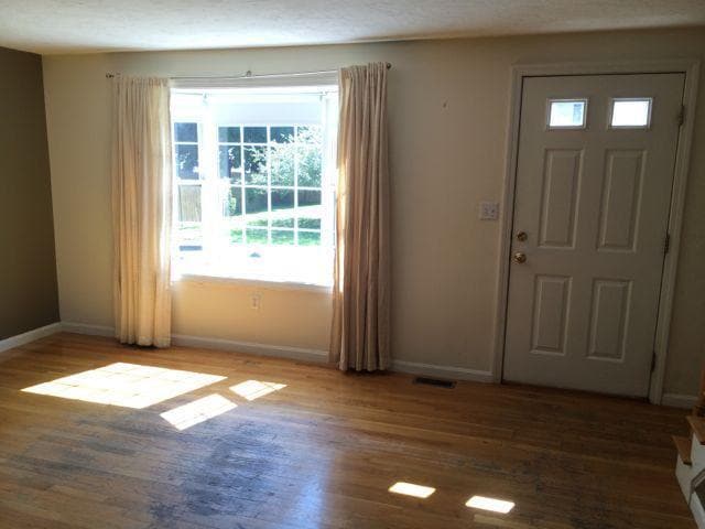 Photo - 52 School Ave