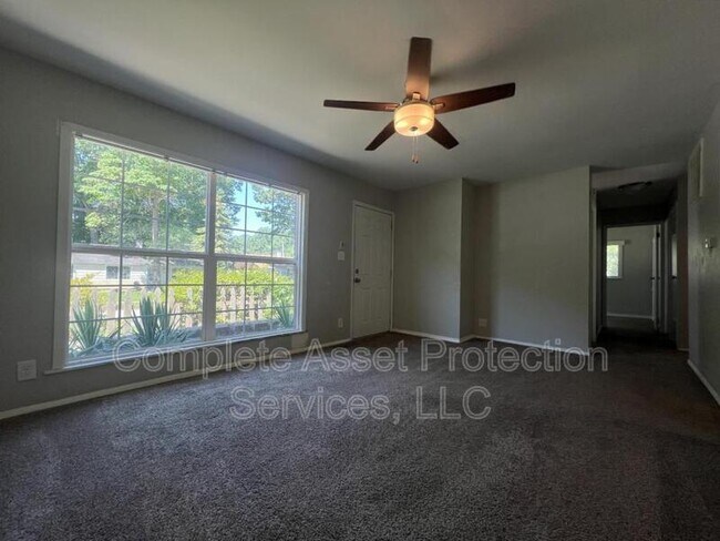 Photo - 904 Tall Timber Dr