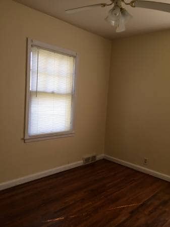 Photo - 826 Englewood Ave