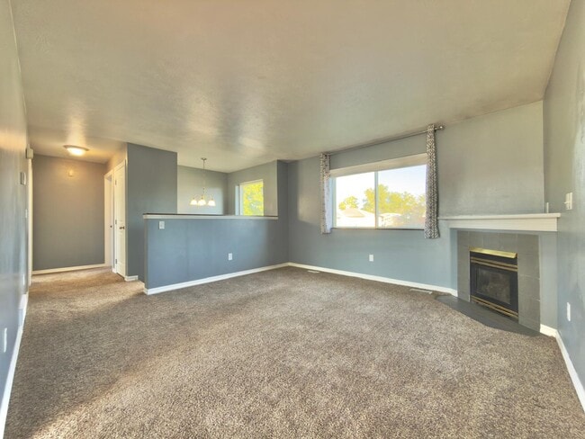 48 E Princeton Ave
