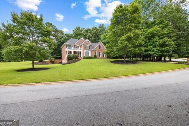 Photo - 340 Broadmoor Dr