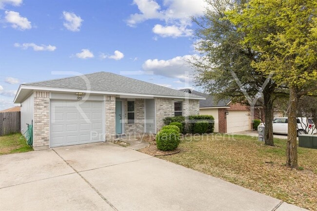 Photo - 505 Shale Dr