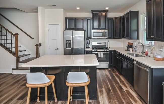 Huge island for cooking and entertaining! - 11313 Winding Brook Terrace Dr