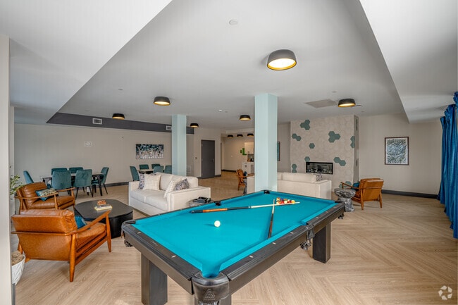 Interior Photo - Poet Hill Place