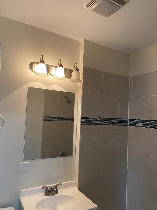 Photo - 1144 W Taylor St Unit 2R